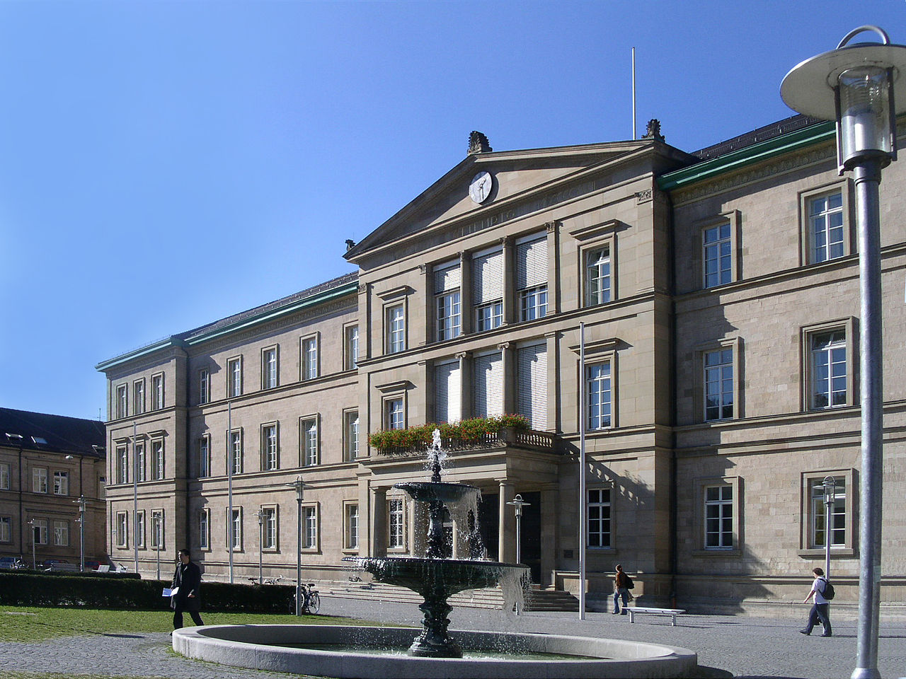 Uni Tübingen Neue Aula Sommer