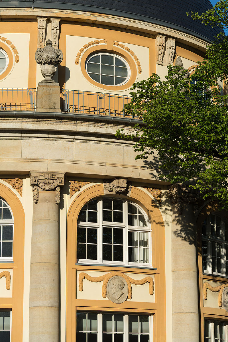 Detailaufnahme des ehemaligen Botanischen Instituts in Hamburg-Neustadt