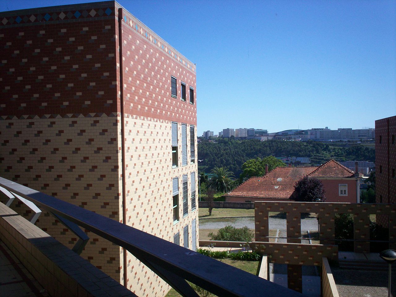 Faculdade de Letras da Universidade do Porto - 3