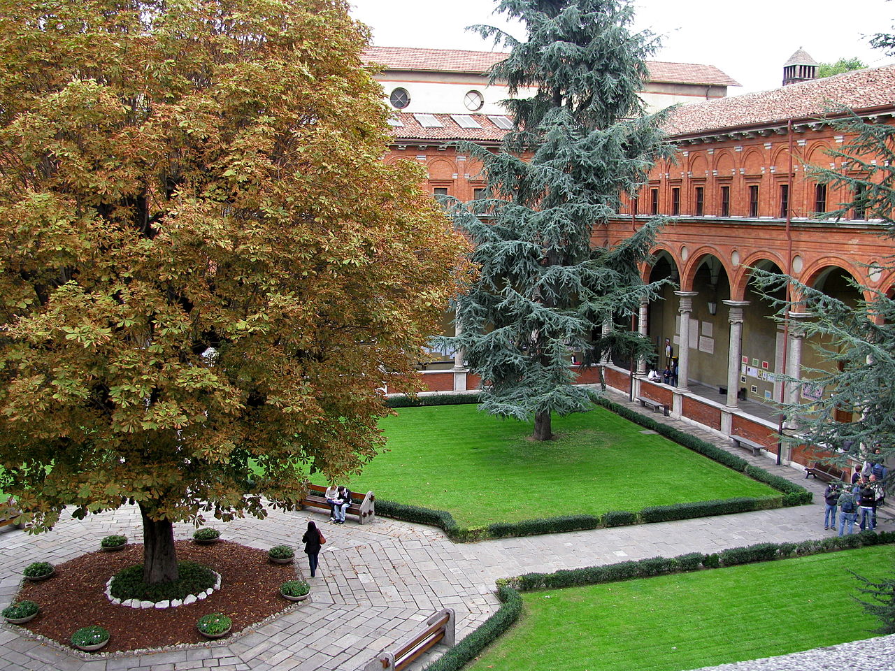 Chiostro dell'Università Cattolica del Sacro Cuore