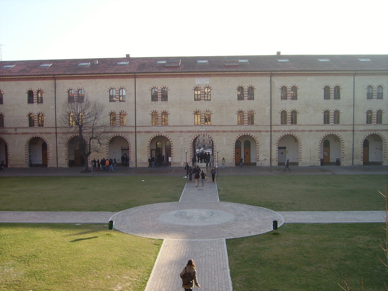 Università politecnica delle Marche, facoltà di economia presso Villarey, ad Ancona - interno